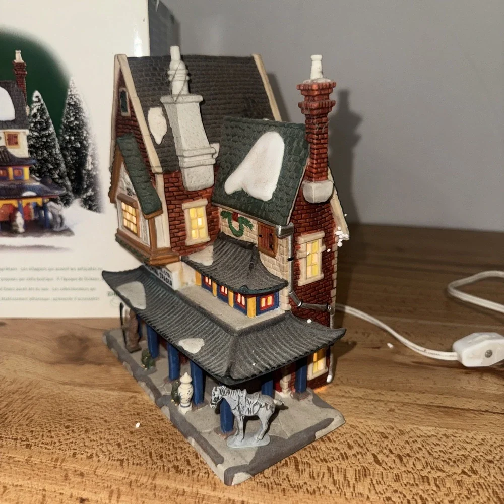 Department 56 Dickens Village Series - The China Trader #56.58447 Christmas